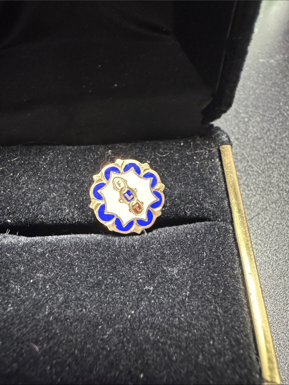 VTG Source Unknown Gold-Tone Brooch with Blue and White Enamel